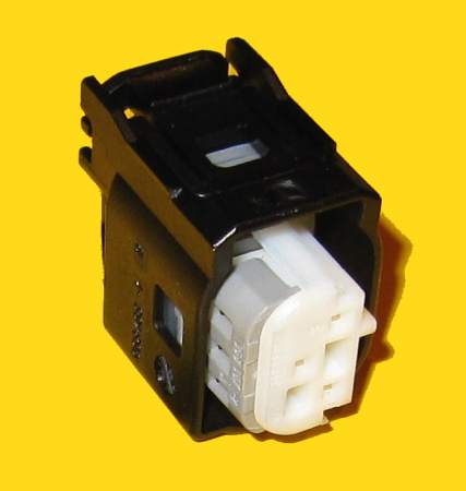 3 pole connector for pressure sensors, QUAD pins fit (2205400681