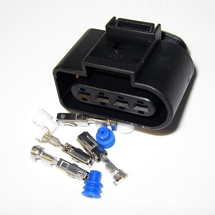 4 pole connector set with MCP type terminals (2 pcs 0.5 - 1.5 + 2 pcs 1.5 - 2.5 mm2) for VAG coils with integrated trigger unit.