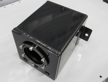 Alumiininen keruusäiliö 2 L, esim. Bosch 044- tai AEM 50-1009 -pumpulle. (GBFS01704)