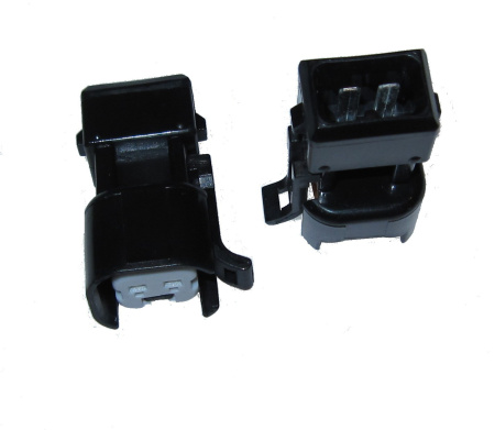 Liitinadapteri USCAR --> JETRONIC (EV1). Suuttimessa USCAR, johtosarjassa EV1 (Bosch, AMP, Jetronic) (USCAR-JET)