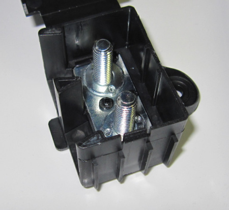 Junction box, 2-way, with lid, isolated, M8 screws, 61x35x44 mm