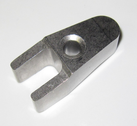 Bosch-suuttimen kiinnityskäpälä, MB, Common Rail (uusi malli, terästä), (A6110160738)