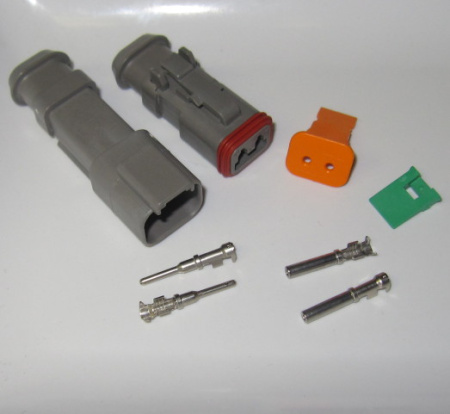 Deutsch DT 2-napainen liitinpari, pitkä, 0.75-2 mm2, krimpattavat pinnit