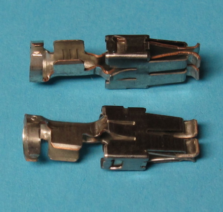 AMP Tyco SPT, Female Blade Terminal Sleeve, 2.5-4 mm²