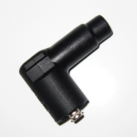 Korkeajänniteliitin puolaan jossa 4 mm tappi, kulmaliitin, 1 kOhm