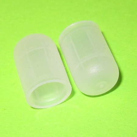 Prptectice plug for 8 mm thread or on 8 mm pipe