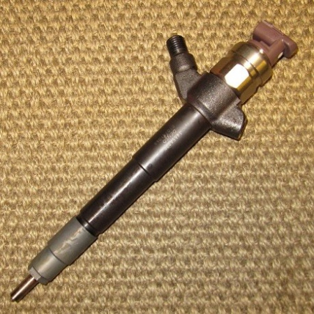 Dieselsuutin Common Rail Mitsu/Toyota 095000-7500. Genuine Denso part 1465A279